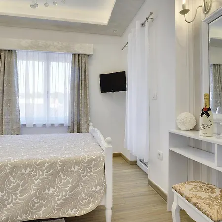 Zanetti 3 * Pula