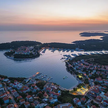 Zanetti 3 Apartament *