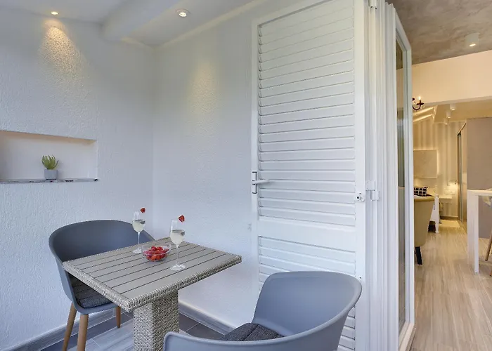 Zanetti 3 Apartment